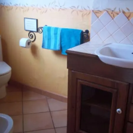 Sleeps 6 Pool Wifi * Tahiche