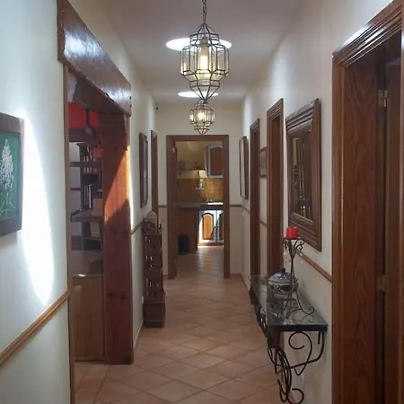 Sleeps 6 Pool Wifi * Tahiche